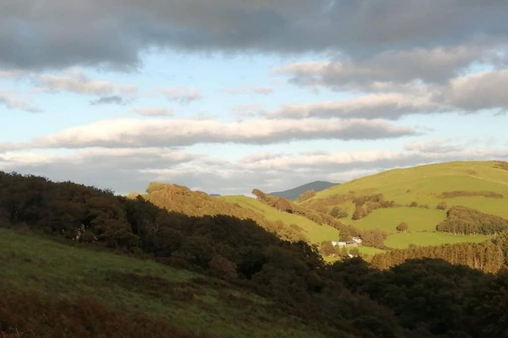 Bwthyn Gweilch Villa Machynlleth Exterior photo